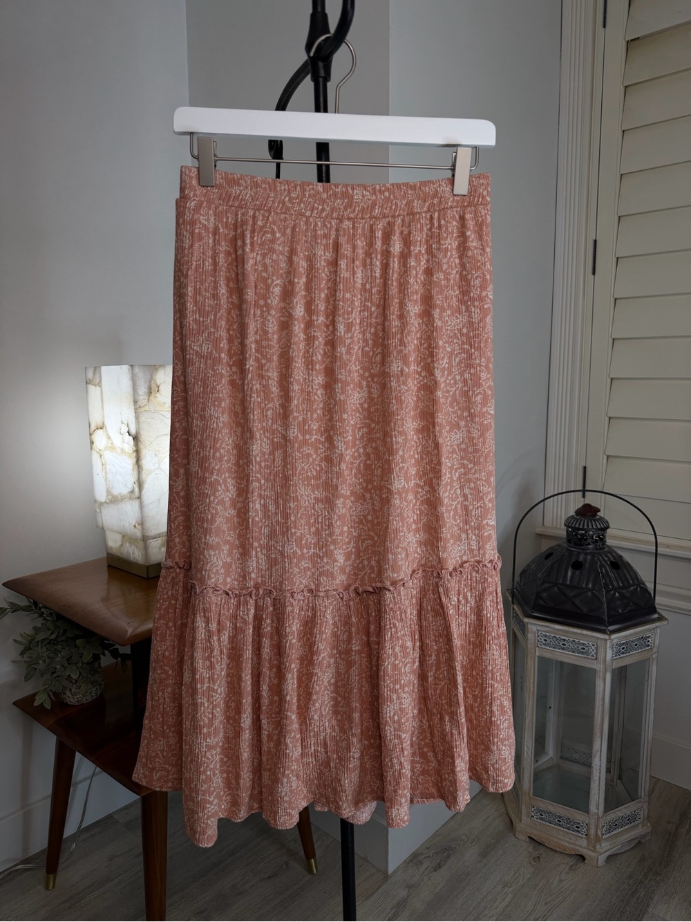 Bohme Flowy Dusty Rose Tiered Midi Skirt